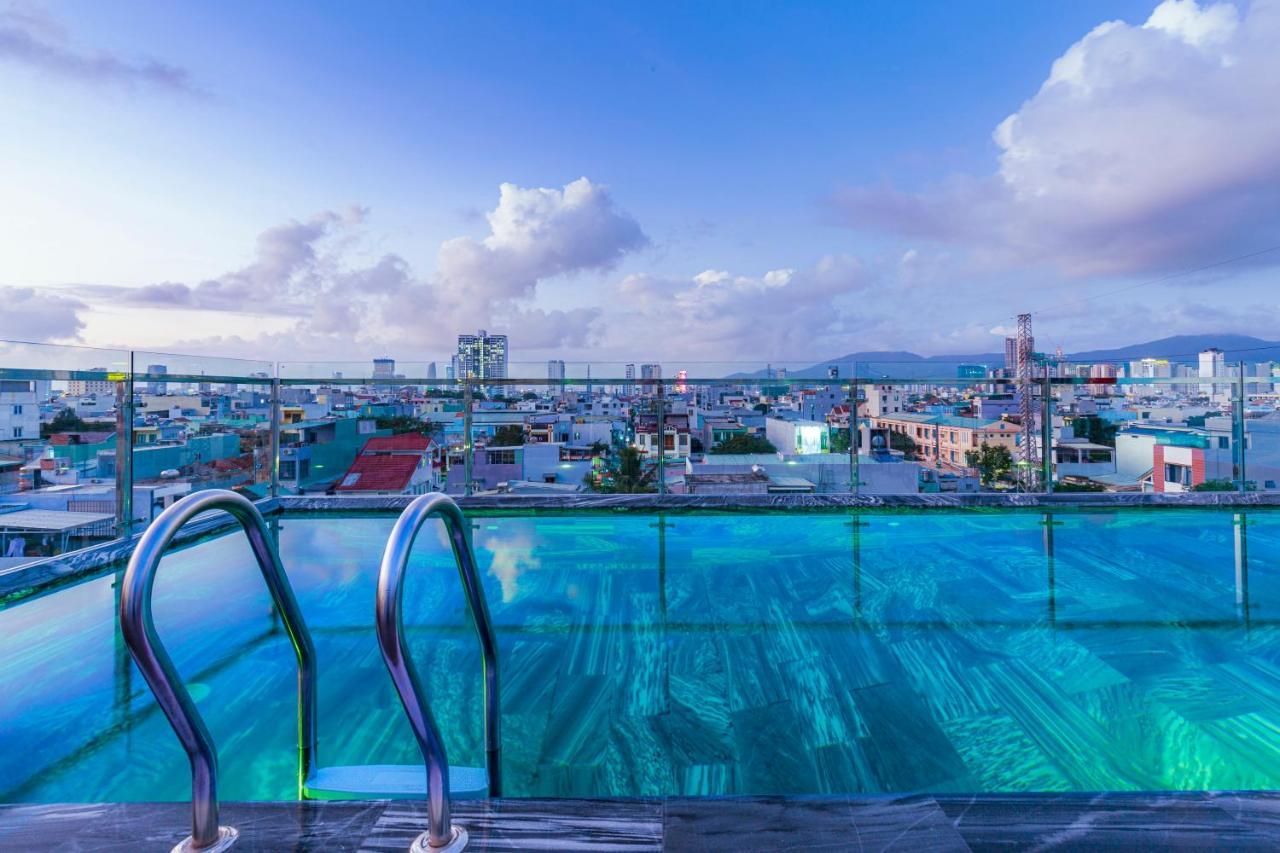 Lyn'S Hotel & Apartment Da Nang Eksteriør billede